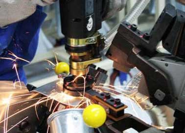 激光防護問題在國外是如何對待的？